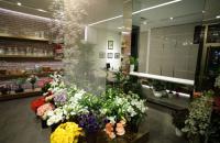 Artificial flower business